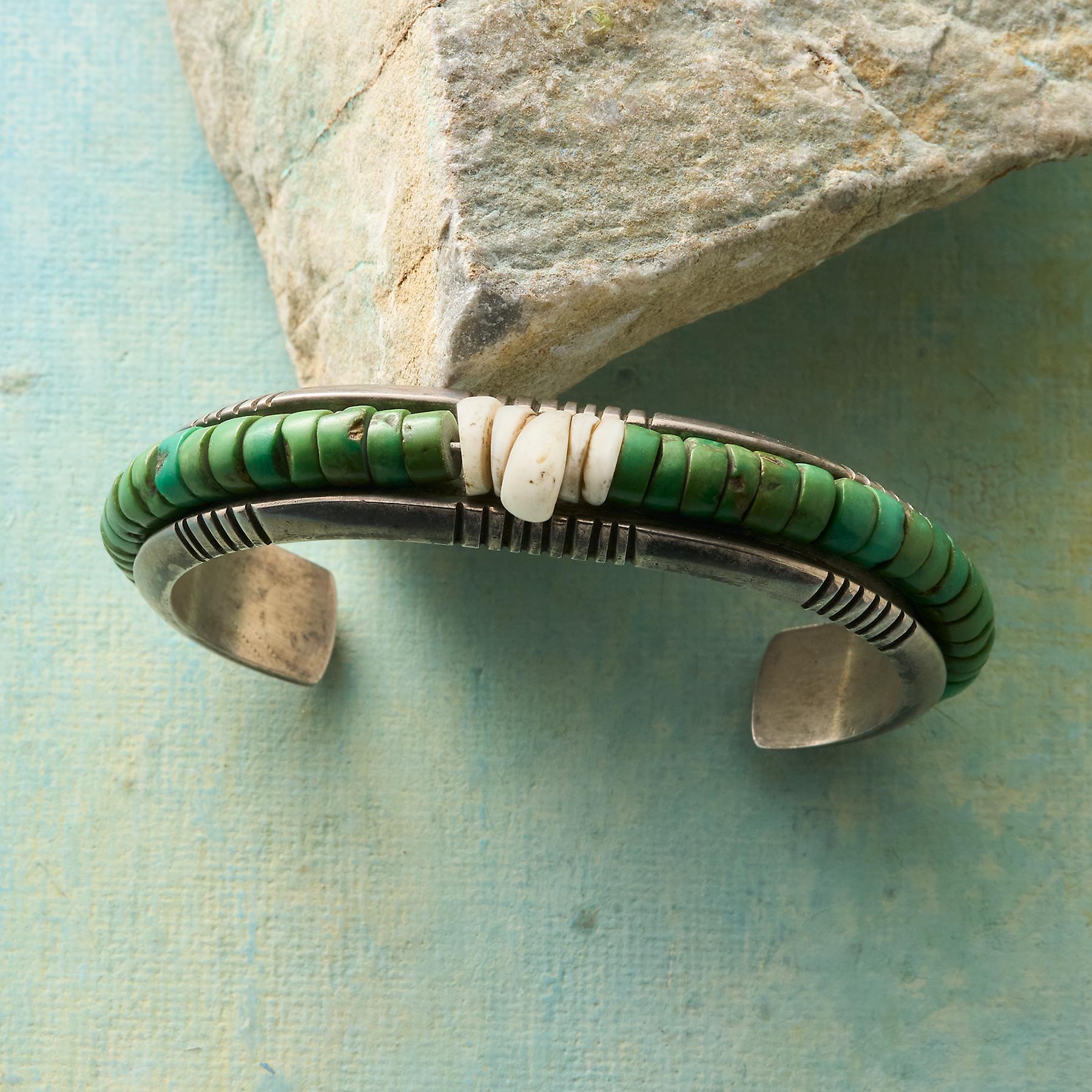 SILVER AND TURQUOISE  HEISHI  BRACELET