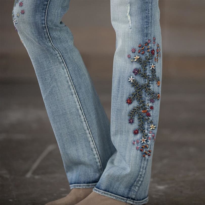 KELLY STRAWBERRY JEANS BY DRIFTWOOD view 3
