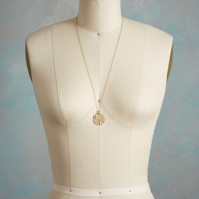 SAKURA NECKLACE view 2