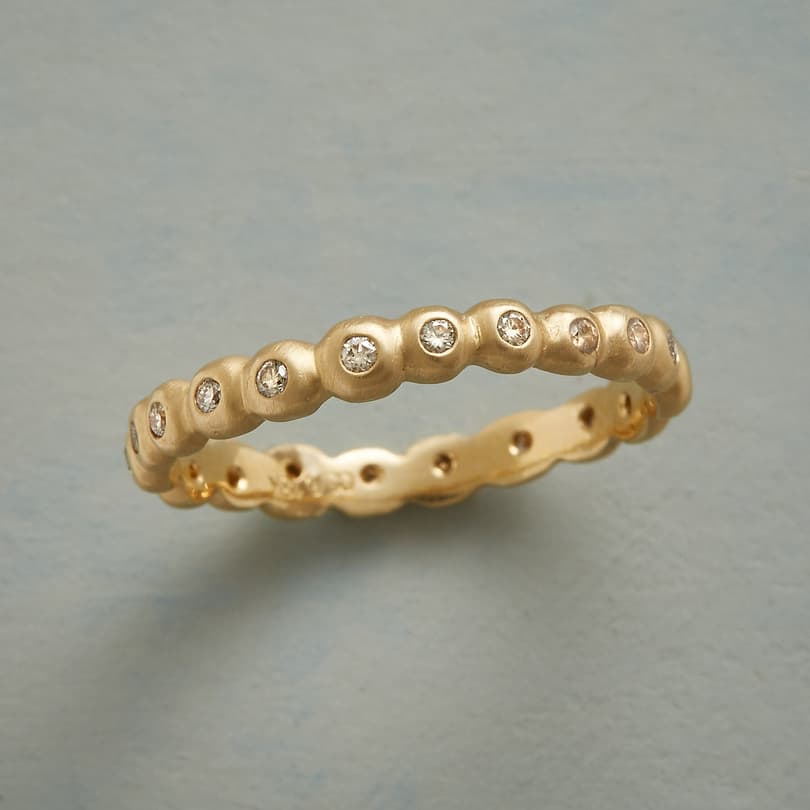 CHAMPAGNE DIAMOND SEED RING view 1