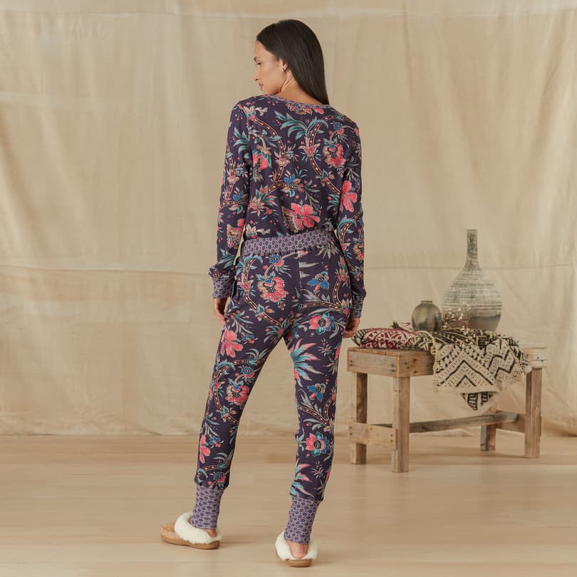 Garden Tapestry Pajamas View 4