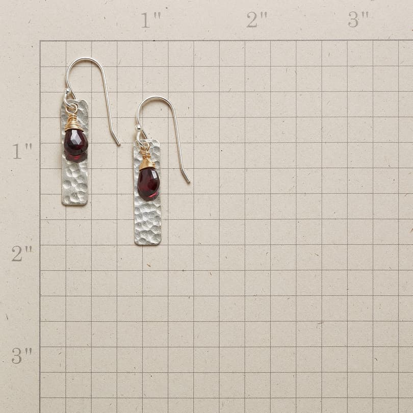 WINE & CANDLELIGHT EARRINGS view 1