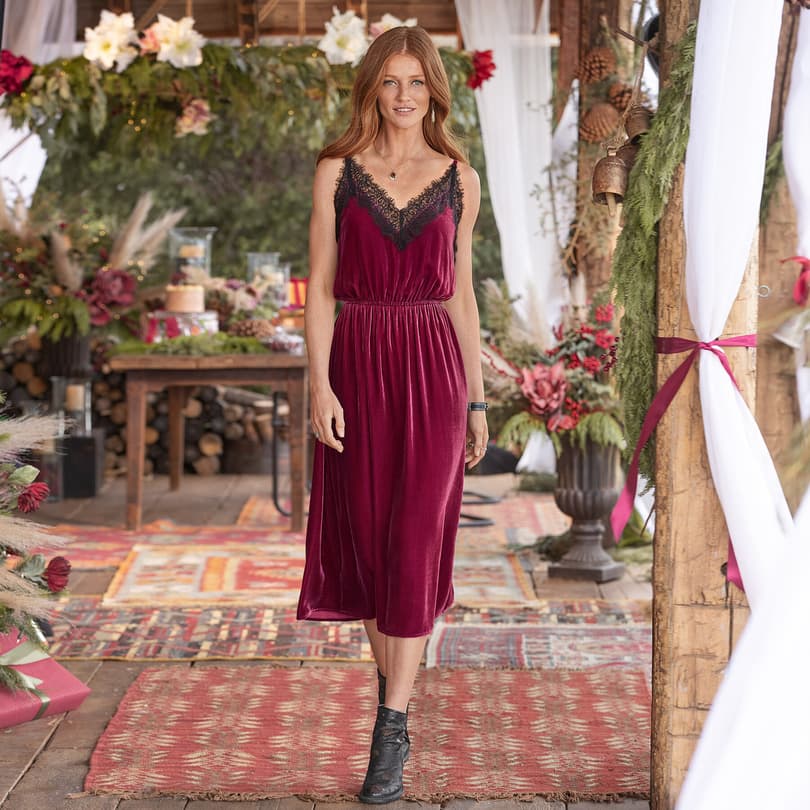 Burgundy velvet lace panel hotsell midi dress