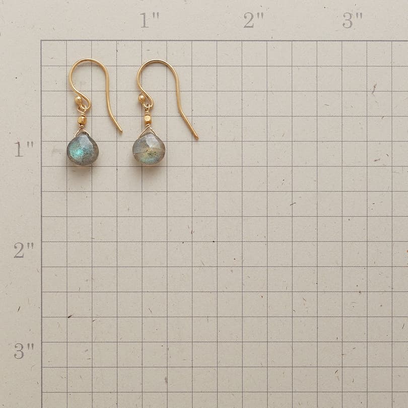 HINTS OF LIGHT EARRINGS view 1