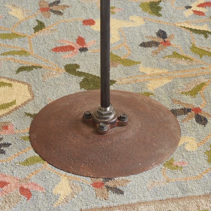 METCALF FLOOR LAMP view 3
