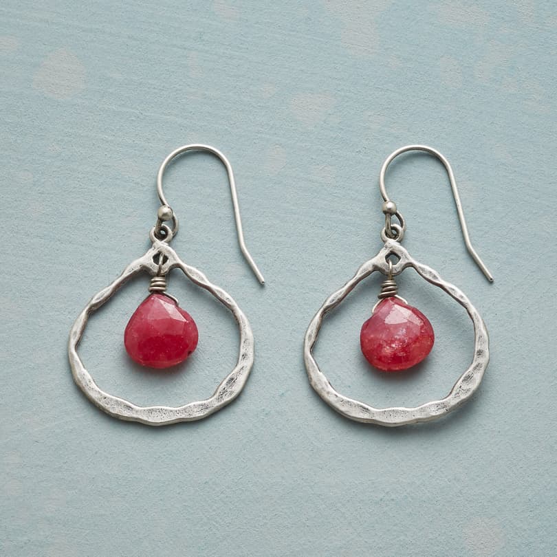 RUBY IN THE MIDDLE EARRINGS view 1