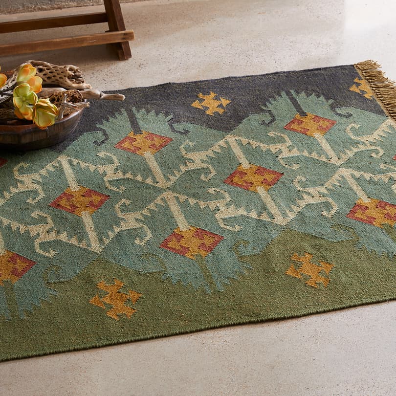 Sunisa Kilim Rug View 3