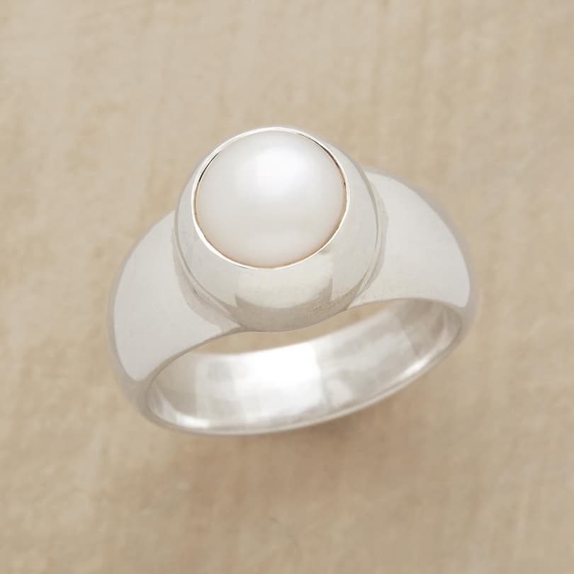 PERFECT PEARL RING view 1