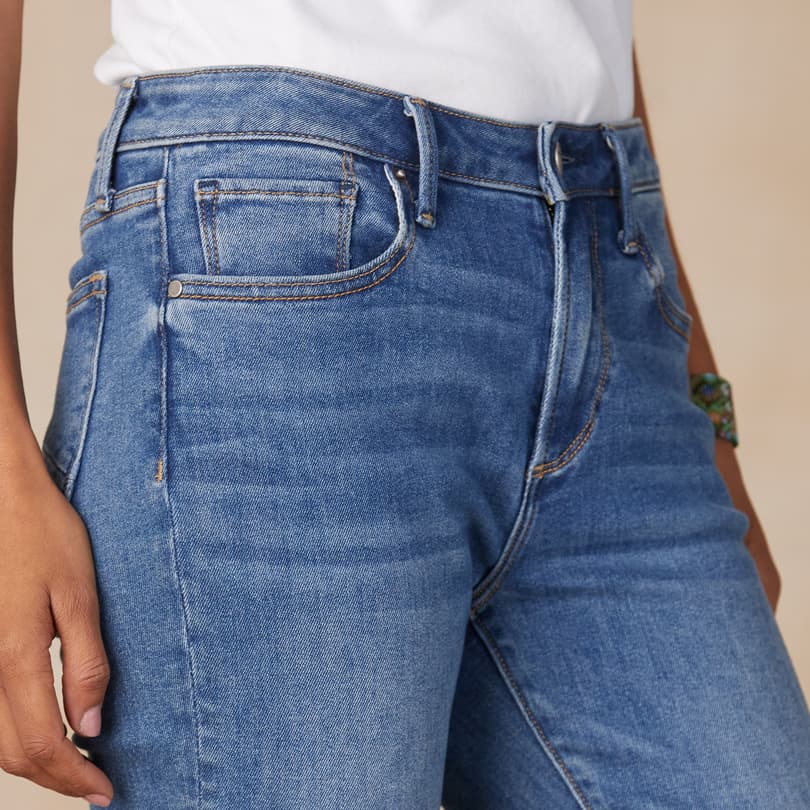 KELLY CLASSIC BOOTCUT JEANS view 3