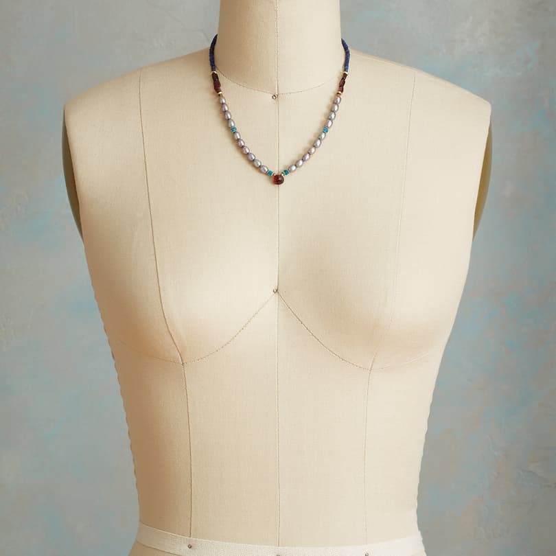 MARGUERITE PEARL NECKLACE view 3