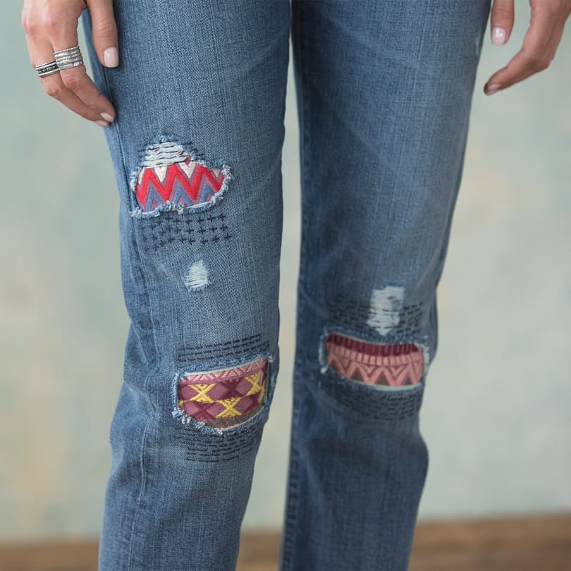 PLAYFUL PATCH JEAN view 3