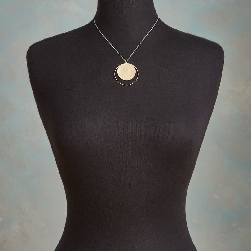 SOLAR CIRCLE NECKLACE view 3