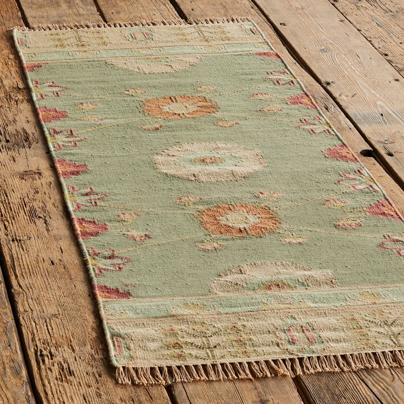 KISMET KILIM RUG view 2