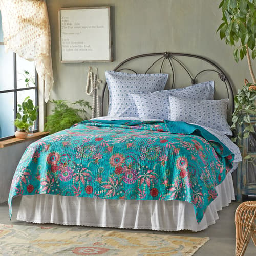 PALMERRA LIGHTWEIGHT QUILT view 1