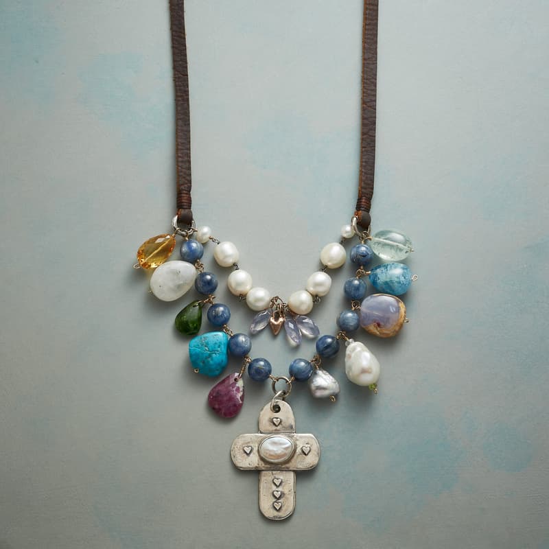 CASPIAN DAYDREAMS NECKLACE view 1