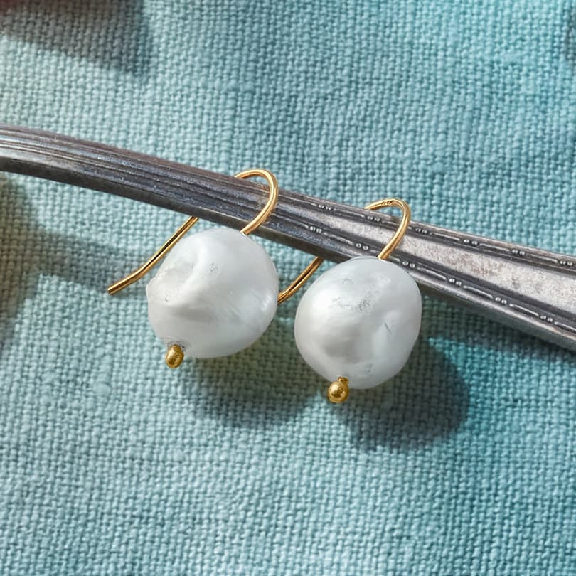 Sublime Pearl Earrings View 3