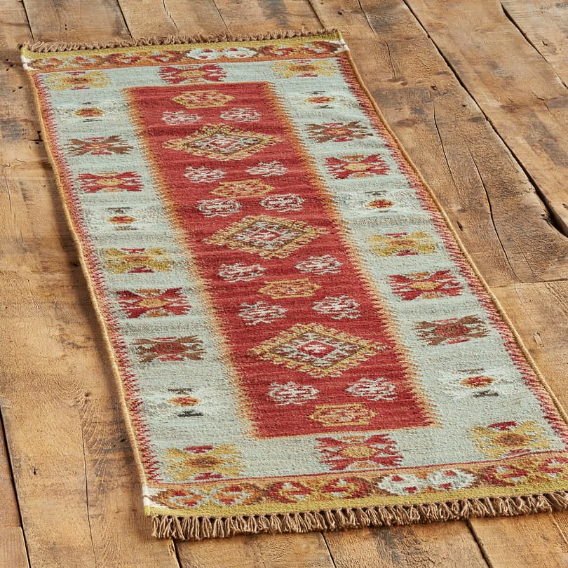 SUMMERHOUSE KILIM RUG view 2