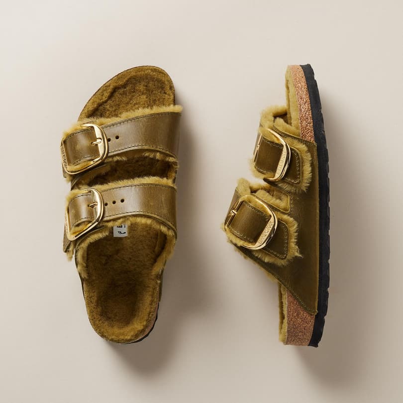 BIRKENSTOCK Arizona Big Buckle Shearling Sandal in Green Olive