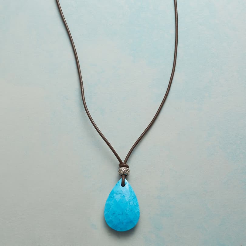ESSENCE OF STYLE TURQUOISE NECKLACE view 1