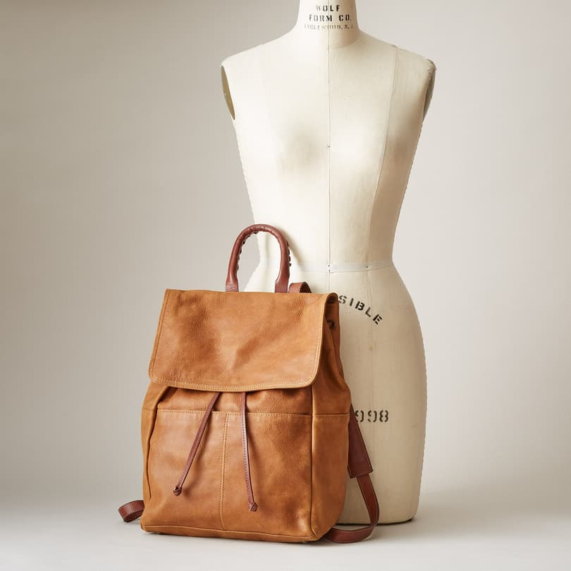 LEATHER SIMPLICITY BACKPACK view 3