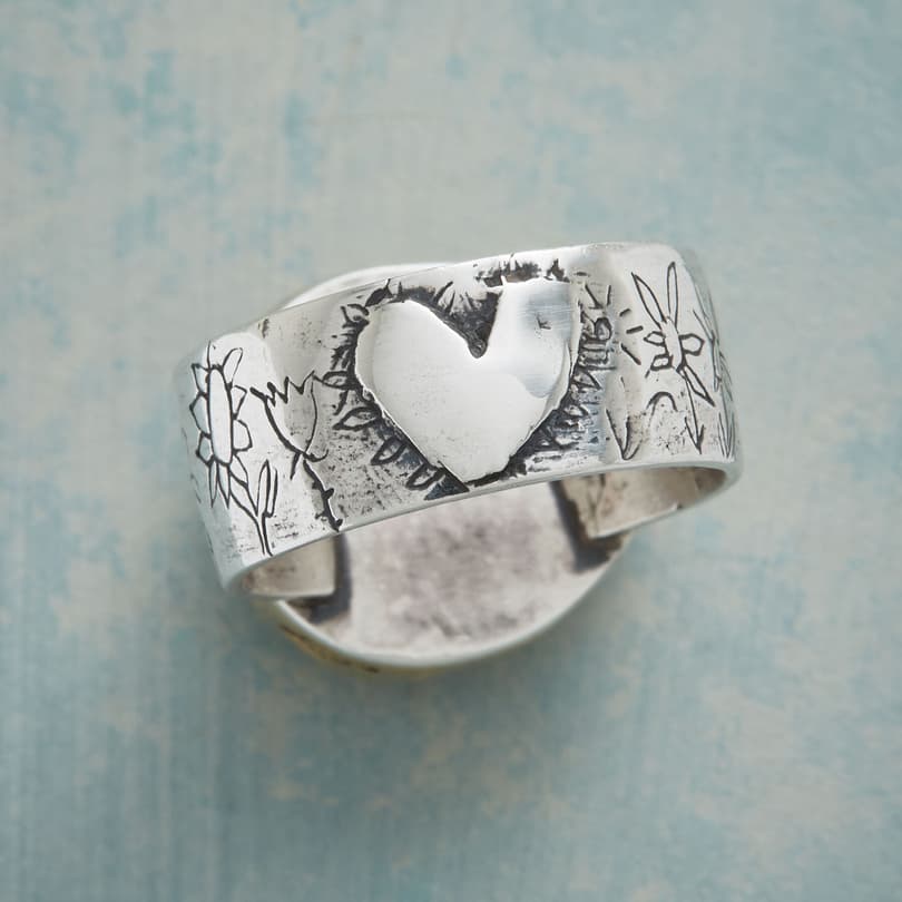 BLOSSOMING LOVE RING view 3
