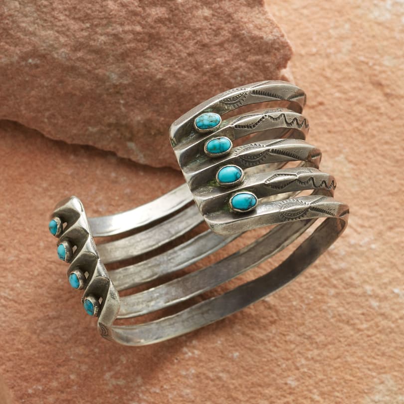 1940'S TURQUOISE WIRE CUFF view 1