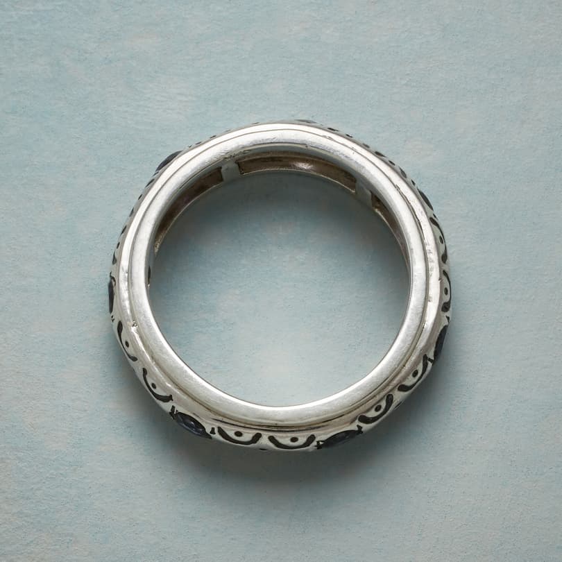 SCALLOPED IOLITE RING view 1