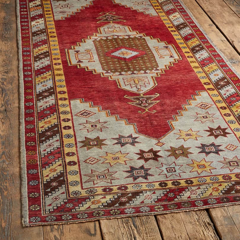 HAZAL RUG view 1