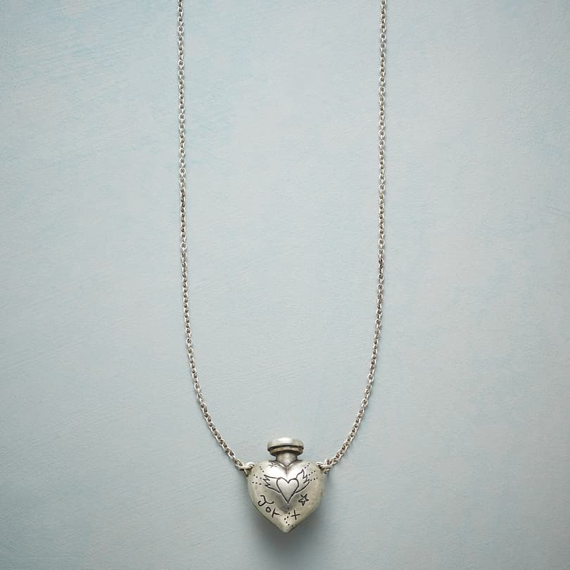 HEART VESSEL NECKLACE view 1