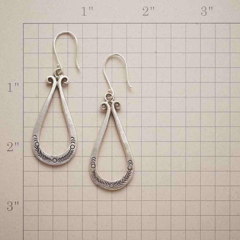 TOUCH OF GRACE EARRINGS view 1