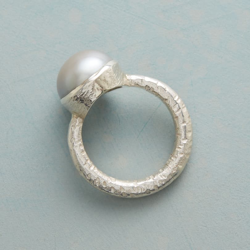 CLASSIC PEARL RING view 1