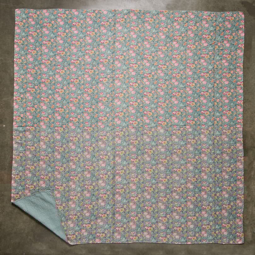 LAINEY LIGHTWEIGHT QUILT view 2