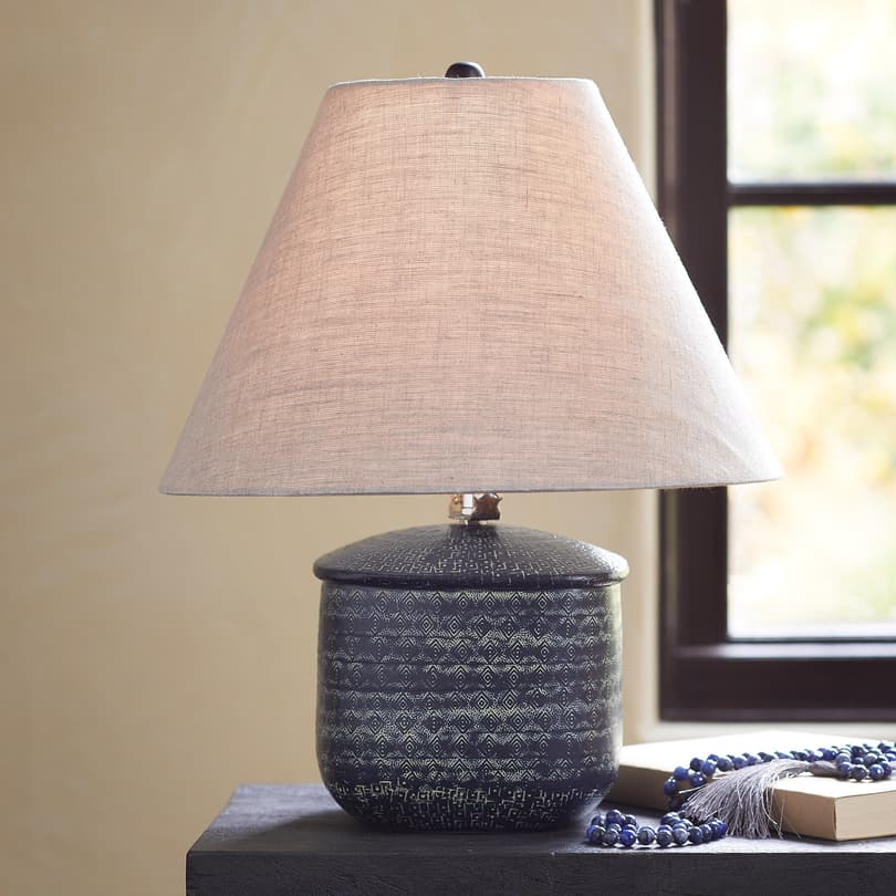 RENESON TABLE LAMP view 1