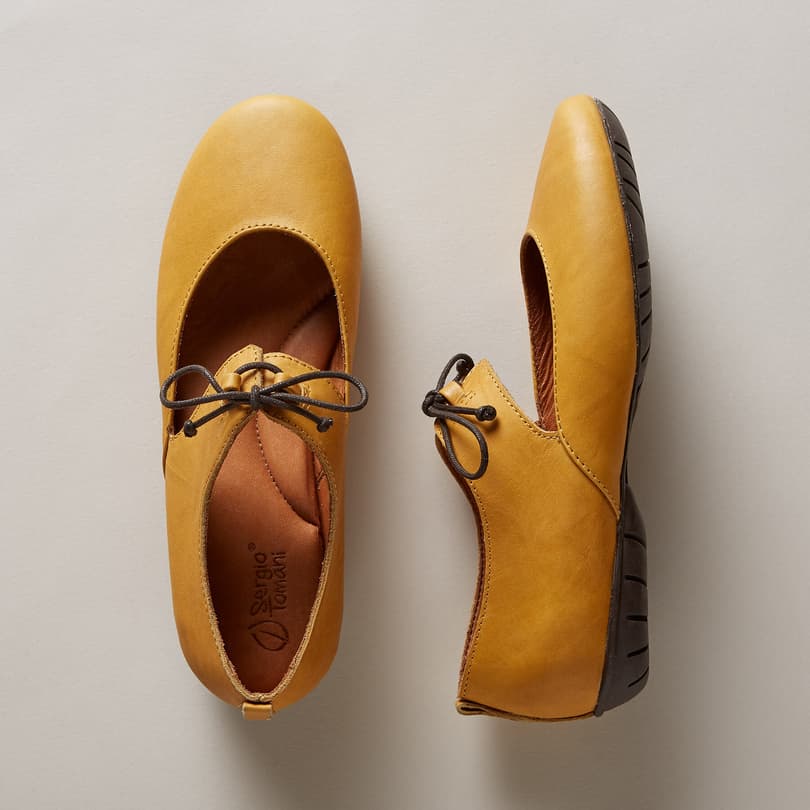 GOLDFINCH SHOES view 1
