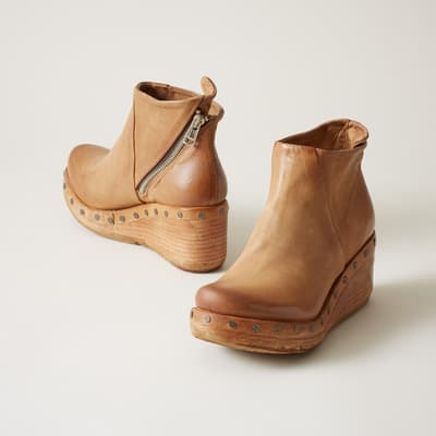 As 98 below outlet sunset clog boot