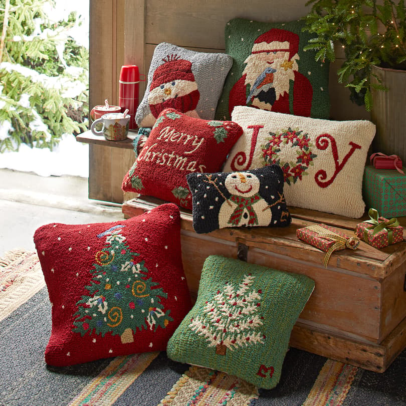 28 Christmas Throw Pillows That Embody the Holiday Spirit