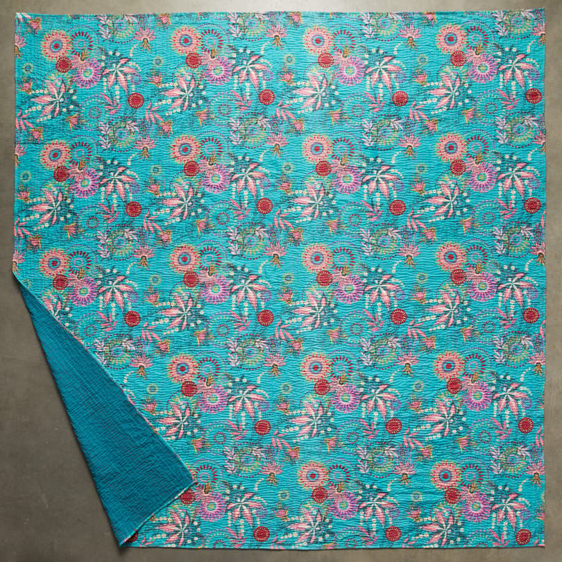 PALMERRA LIGHTWEIGHT QUILT view 1