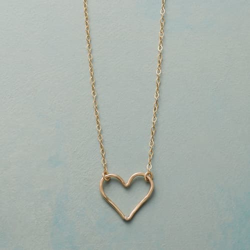 PURE HEART NECKLACE view 1