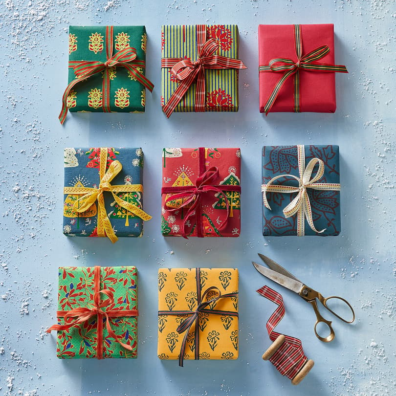 FESTIVE MIX WRAPPING PAPER, SET OF 8 view 1