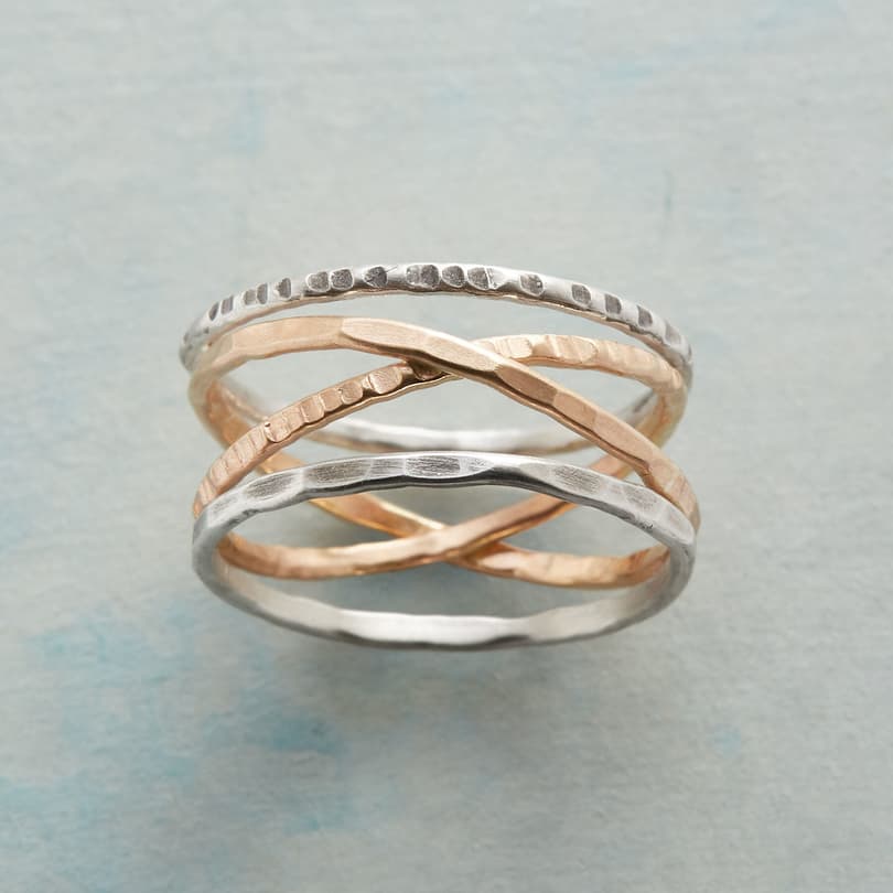 INTERSECTING RING view 1