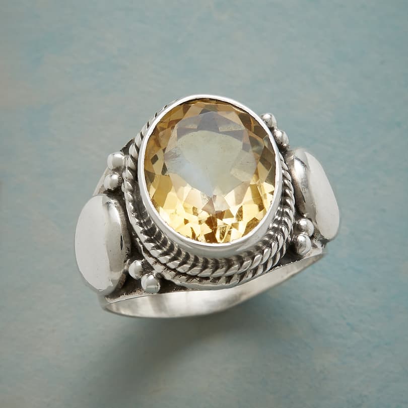 CITRINE ON THE SPOT RING view 1
