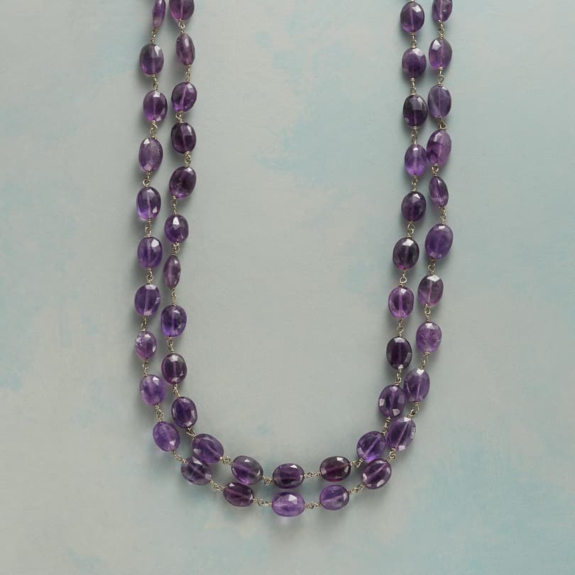 SWEET VIOLET NECKLACE view 1