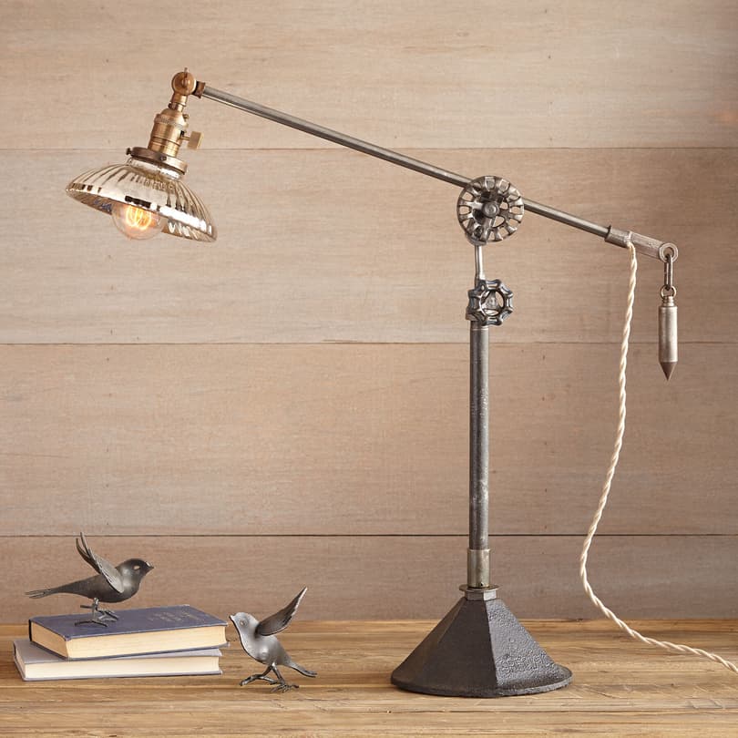MOBILE TABLE LAMP view 1