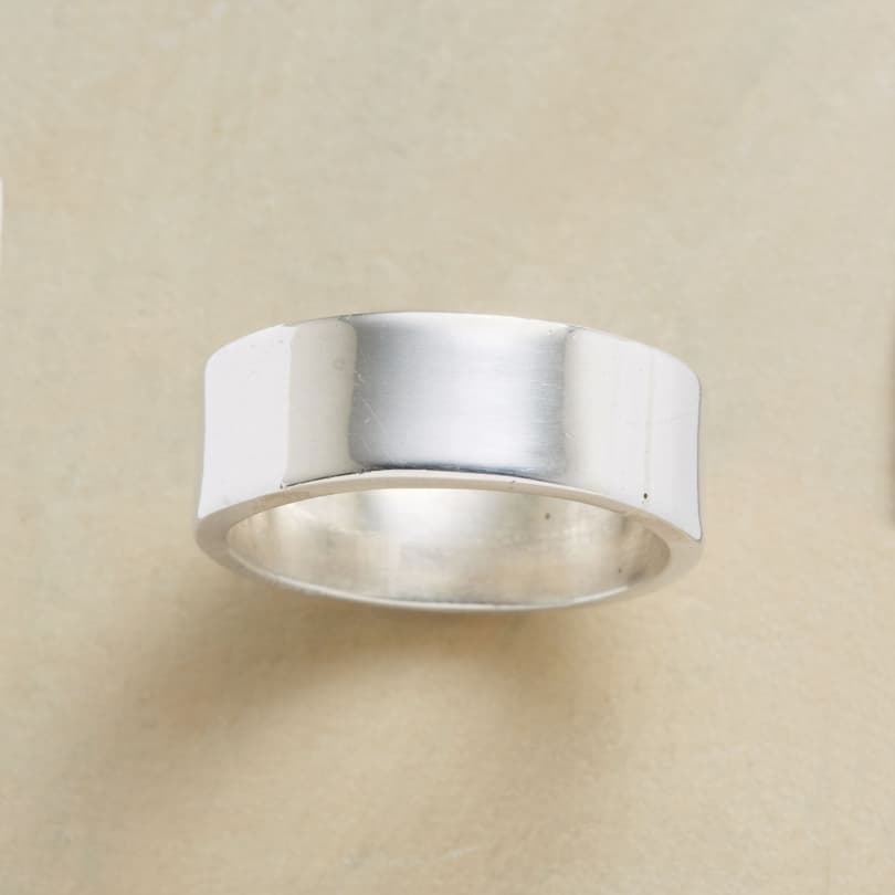 BOLD AND SIMPLE BAND RING view 1