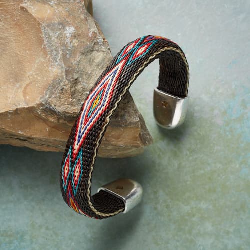 VAQUERO HORSEHAIR CUFF view 1