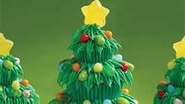 Christmas Holiday Trim The Tree Cupcakes