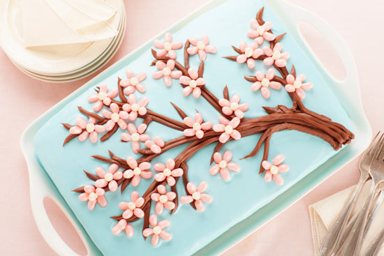 Discover the Art of Cakes with Cherry Blossom Decoration