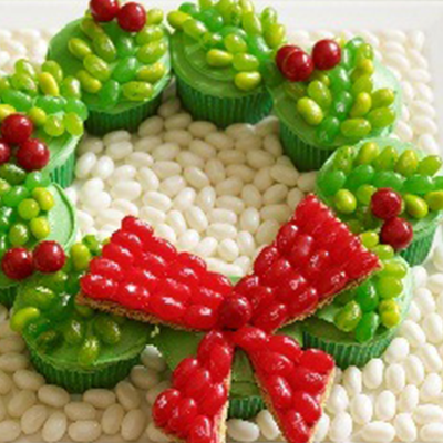 Picture of Recipe for  Holiday Wreath Cupcakes