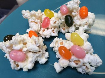 White Chocolate Popcorn Clouds