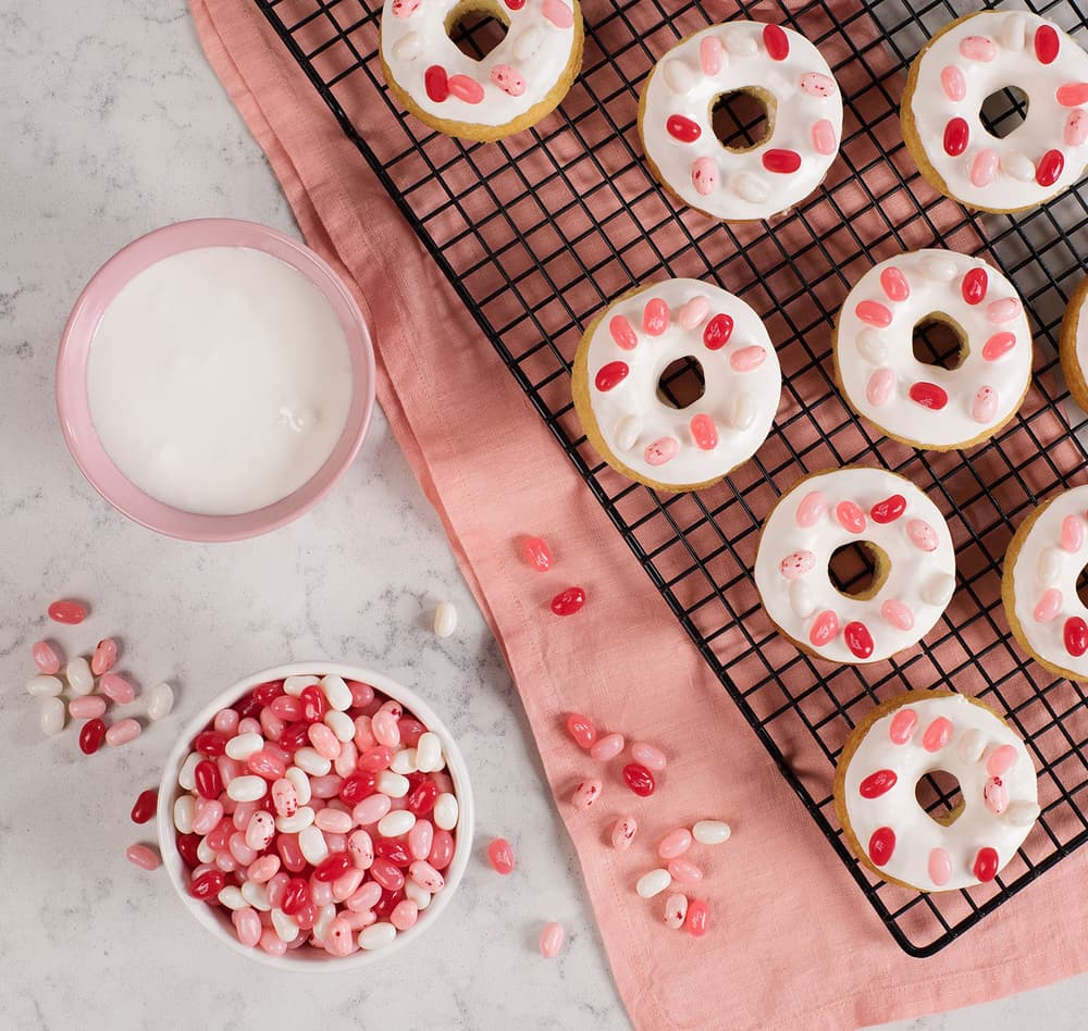 BAKED VALENTINE'S DAY DONUTS